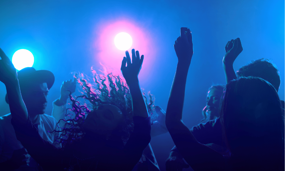 Gdzie na imprezę w Bydgoszczy? Przewodnik po scenie klubowej od Starego Rynku po Wyspę Młyńską